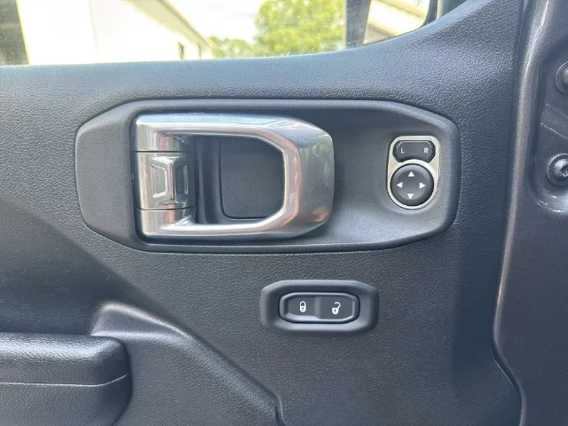 Used 2021 Gray Jeep Willys image 28