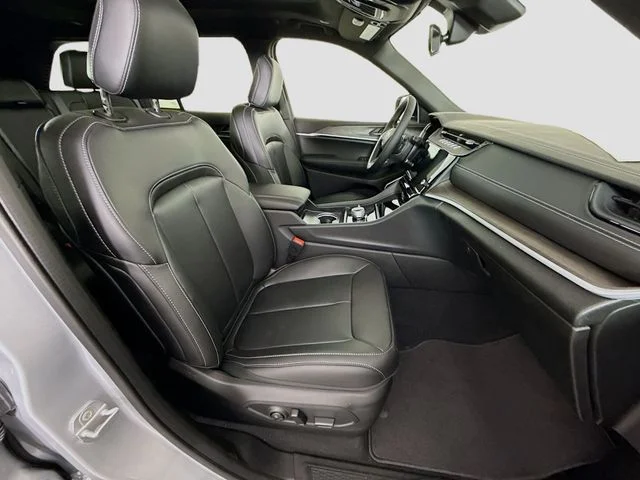 New 2026 Silver Jeep Limited image 28