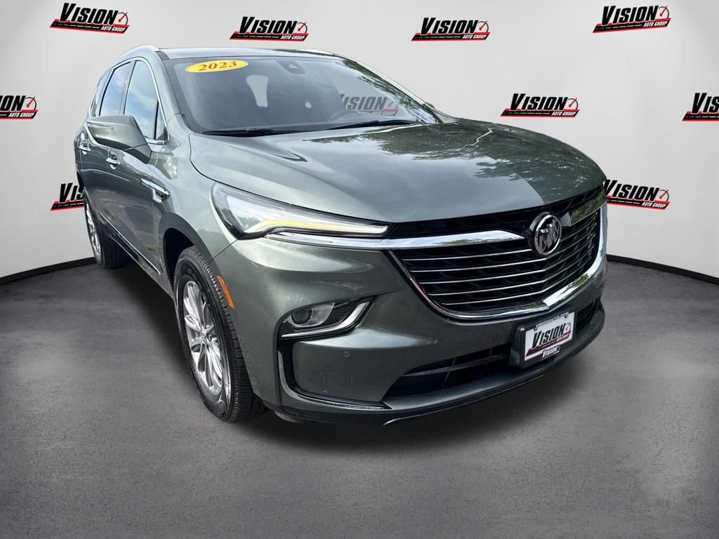 Used 2023 Green Buick Essence image 3