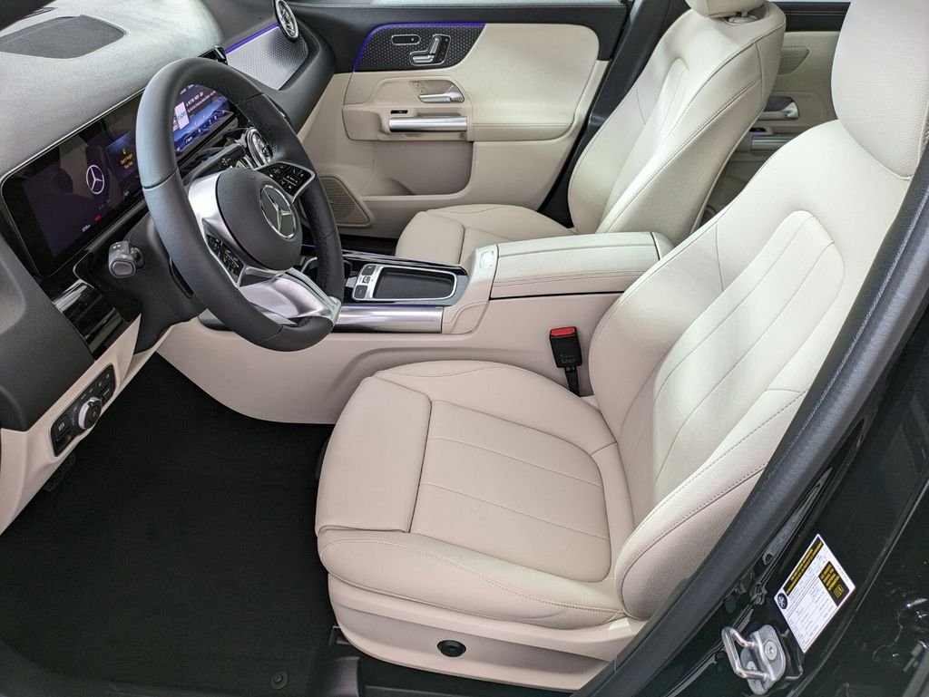 New 2026 Night Black Mercedes-Benz GLA 250 image 7