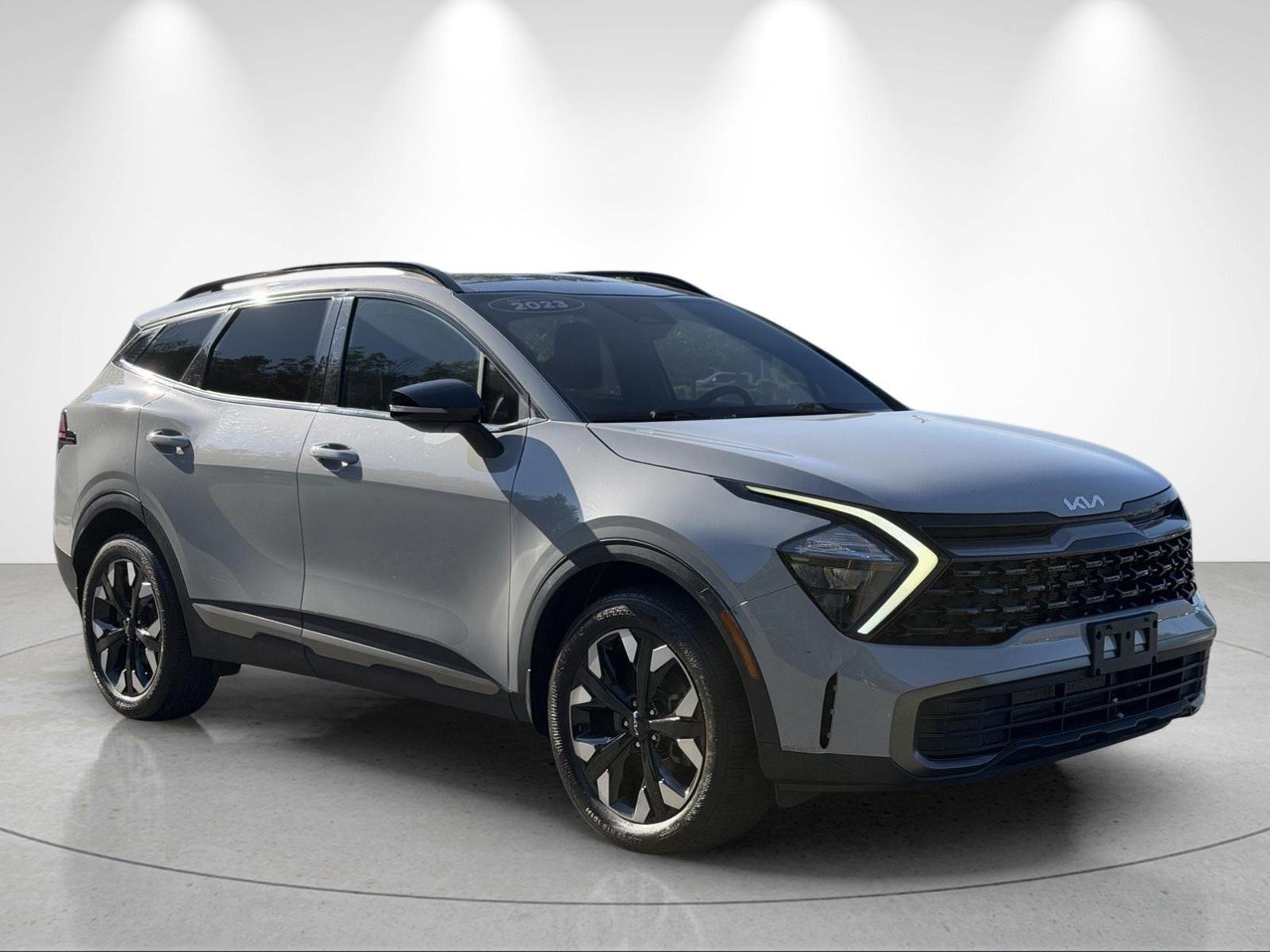 Used 2023 Wolf Gray Kia X-Line image 7
