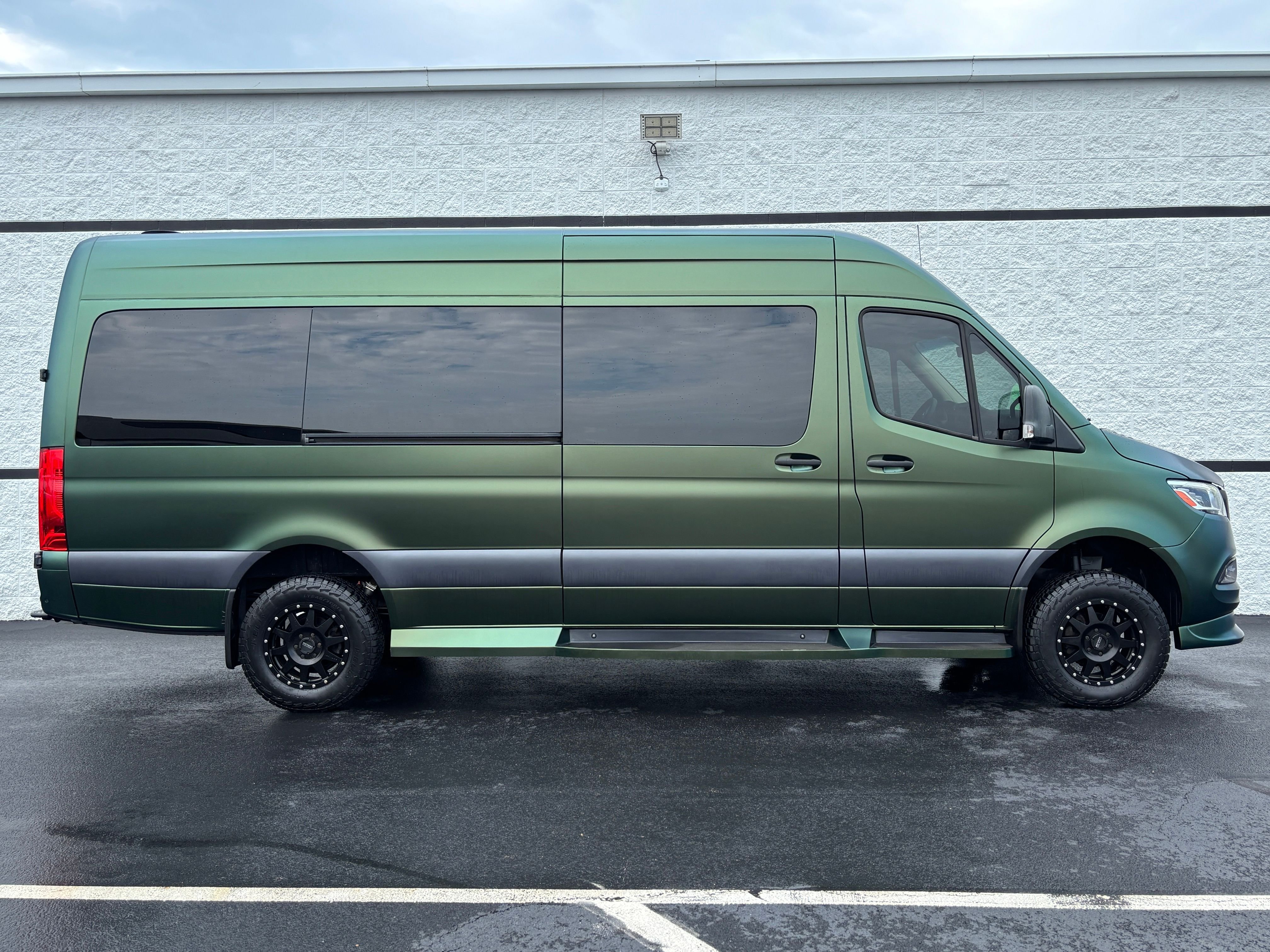 Used 2021 Gray Mercedes-Benz Midwest Touring image 7