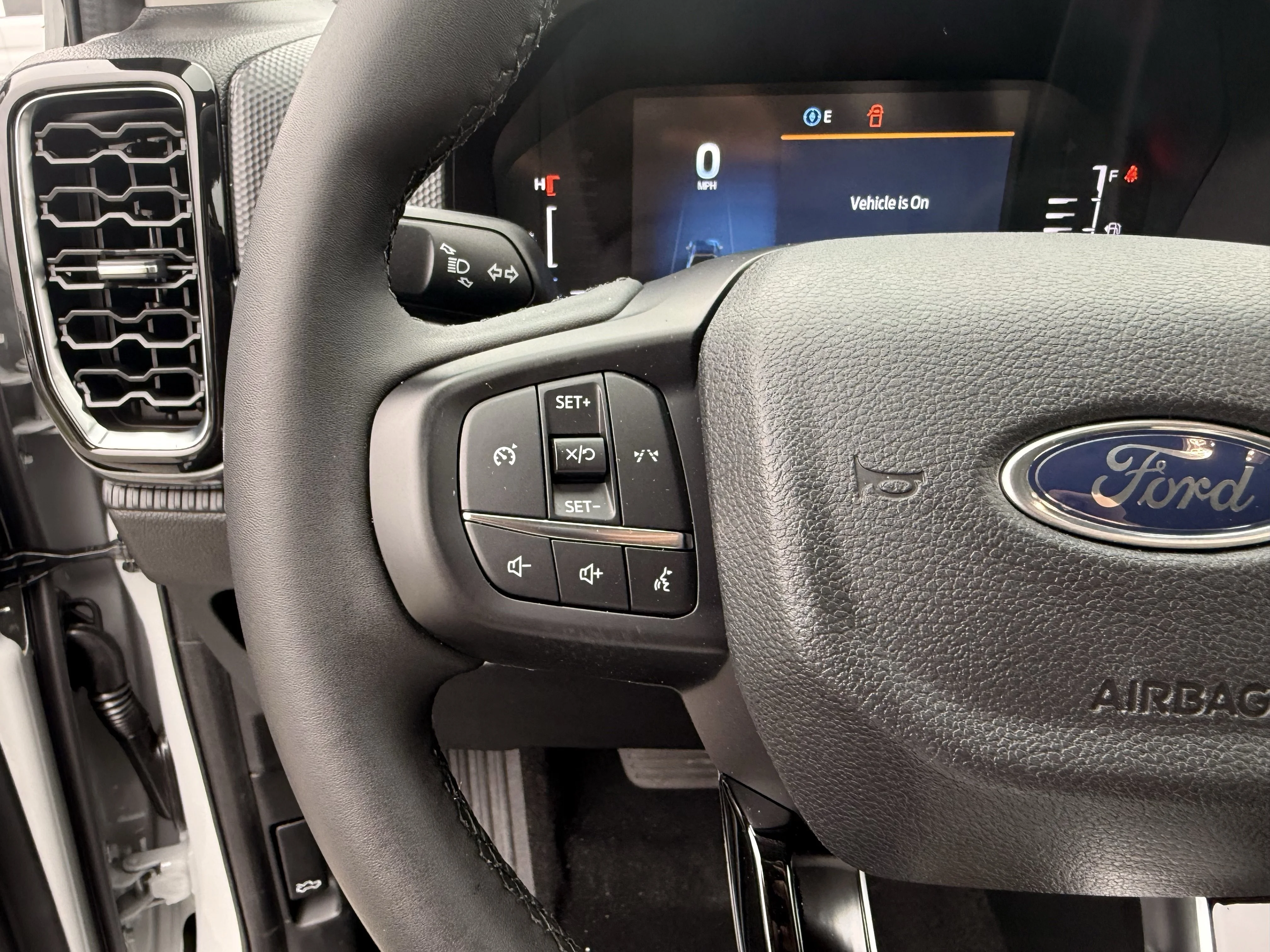 New 2026 Avalanche Ford XLT image 9