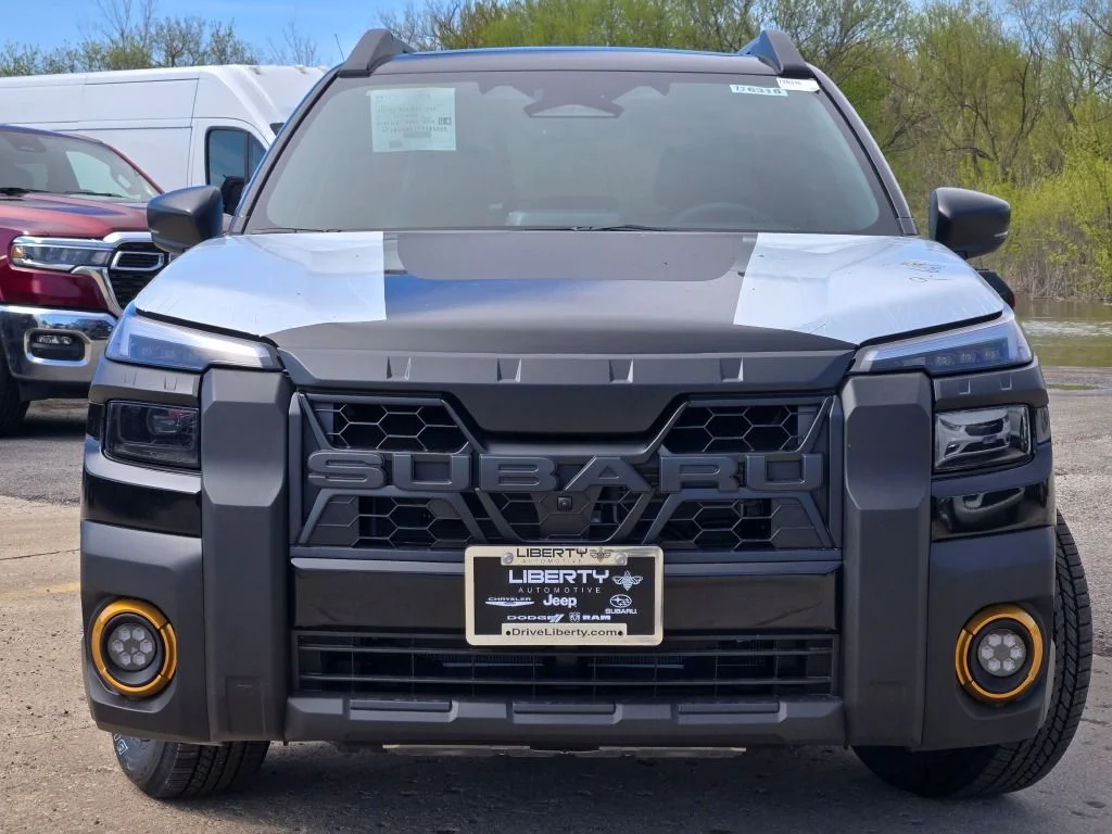 New 2026 CRYSTAL BLACK SILICA Subaru Wilderness image 3
