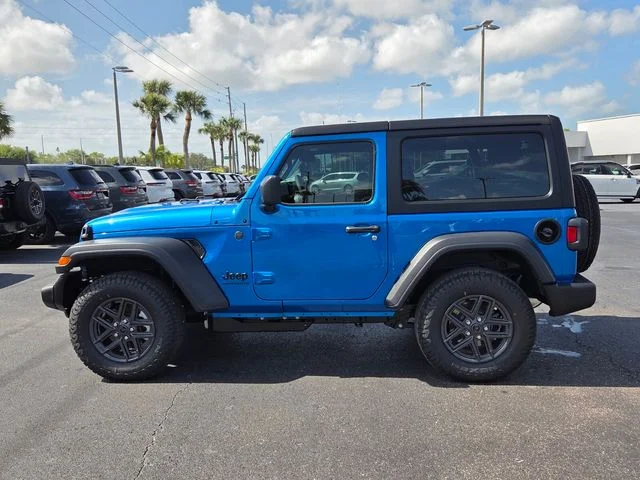 New 2026 Hydro Blue Pearl-Coat Exterior Paint Jeep Sport S image 4