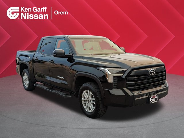 2023 Toyota Tundra 4WD SR5