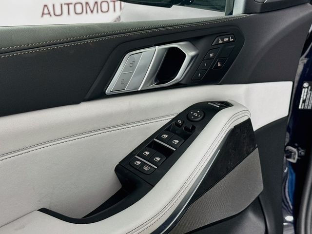 New 2027 Carbon Black Metallic BMW xDrive40i image 18