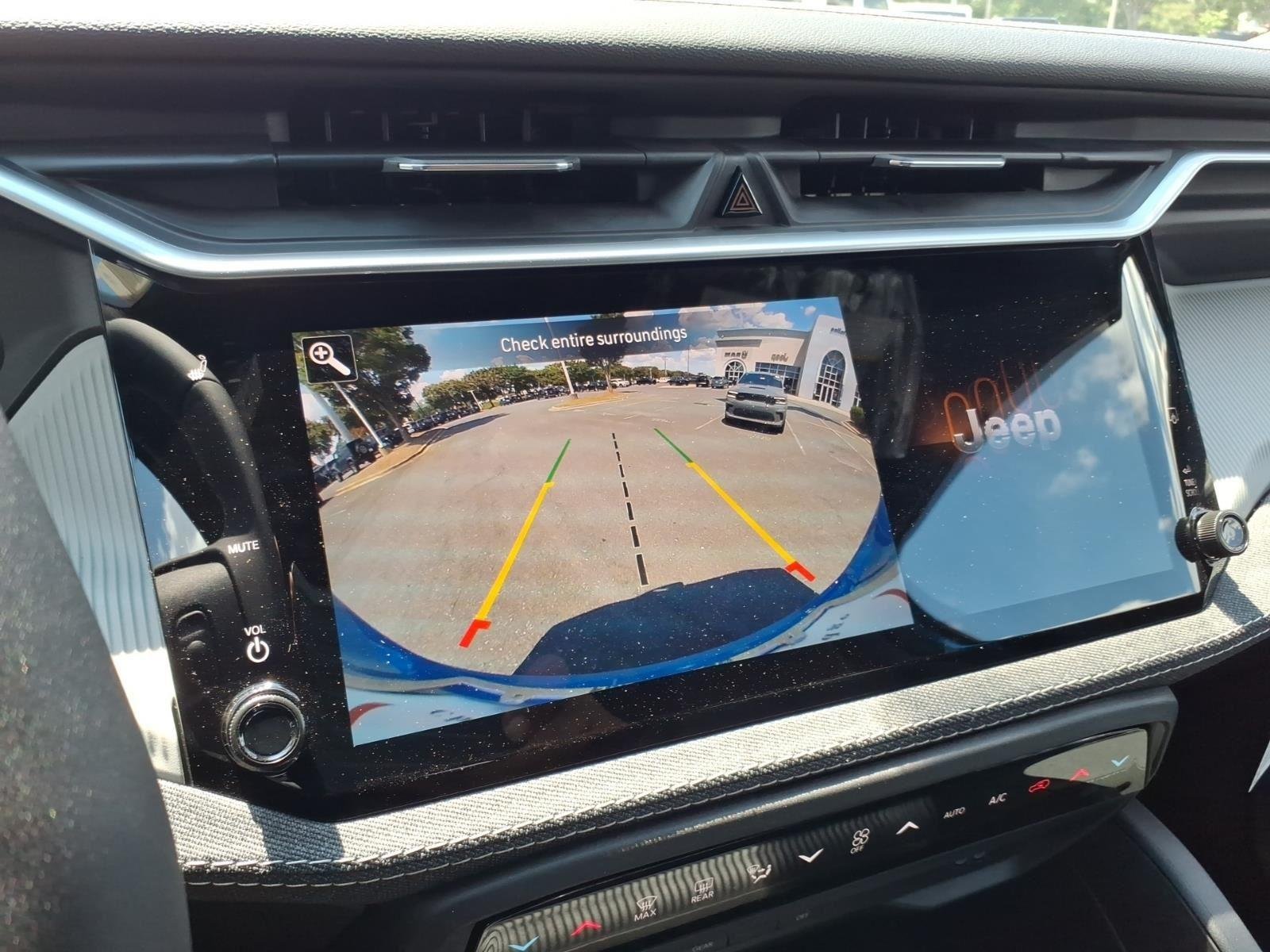 New 2026 Hydro Blue Pearl-Coat Exterior Paint Jeep Laredo image 4