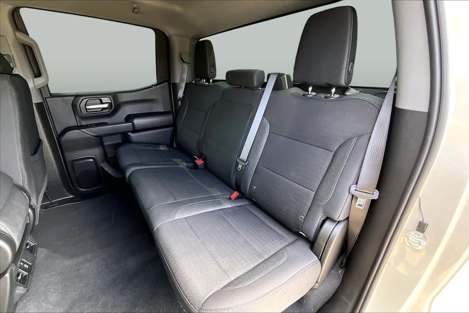 Used 2026 White Sands Chevrolet Custom image 21