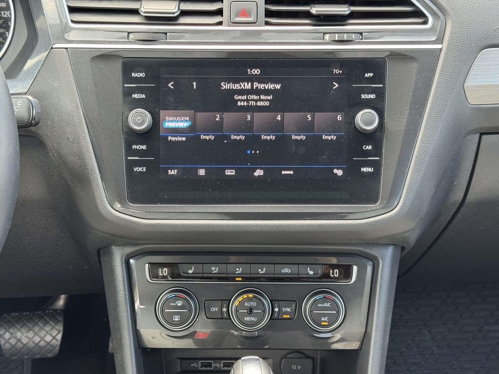 2019 Volkswagen Tiguan SE - Photo 19