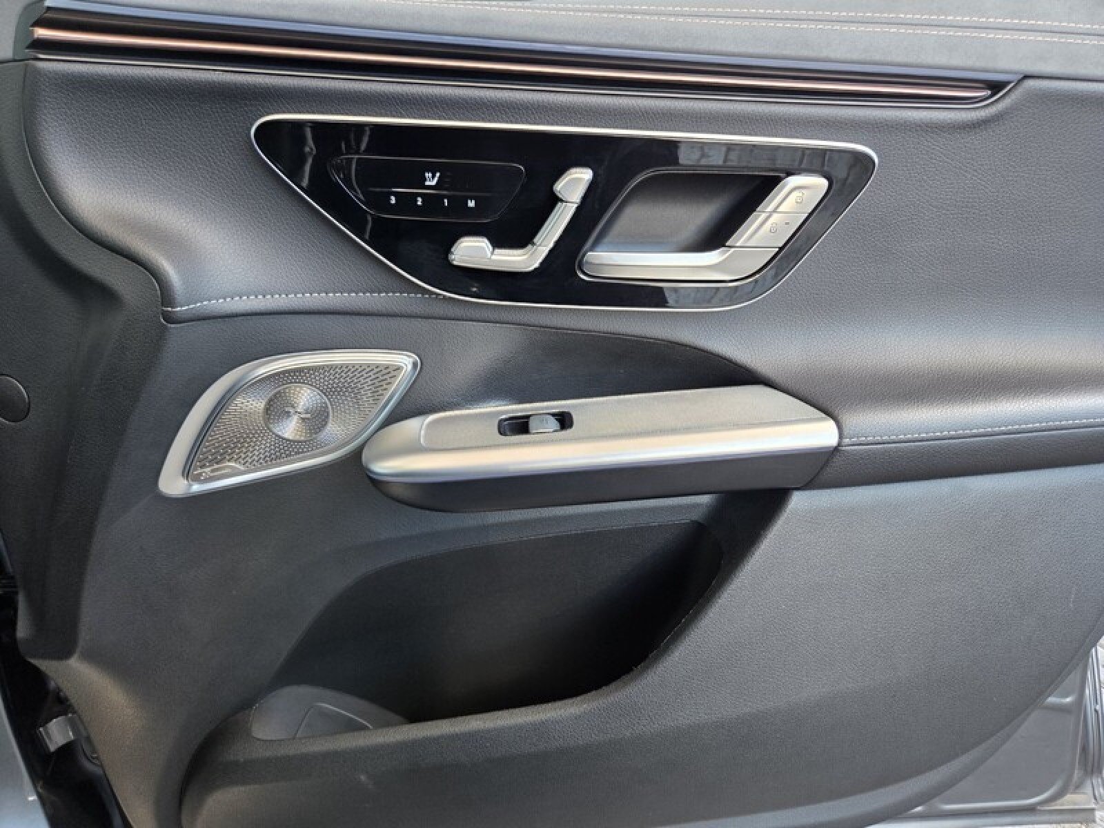 Used 2023 Selenite Grey Metallic Mercedes-Benz EQE 350+ image 21