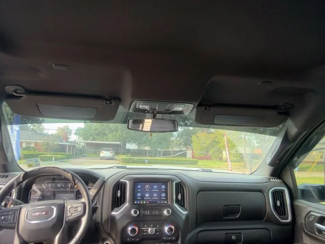 Used 2021 White GMC AT4 image 26