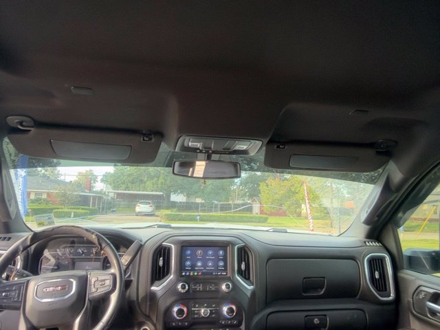 Used 2021 White GMC AT4 image 26