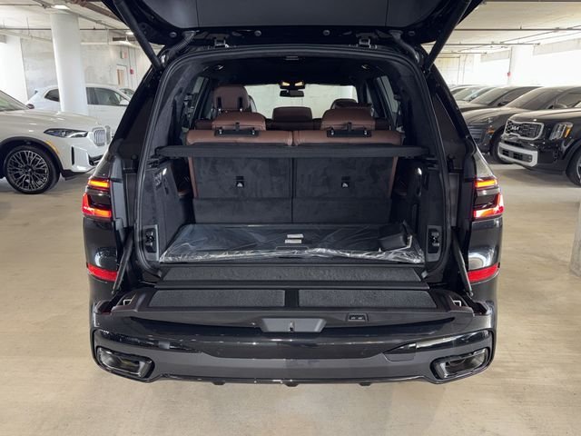 New 2027 Black Sapphire Metallic BMW xDrive40i image 11