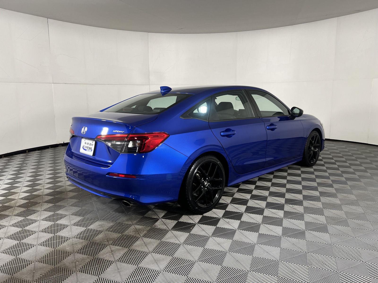 Used 2024 Aegean Blue Metallic Honda Sport image 10