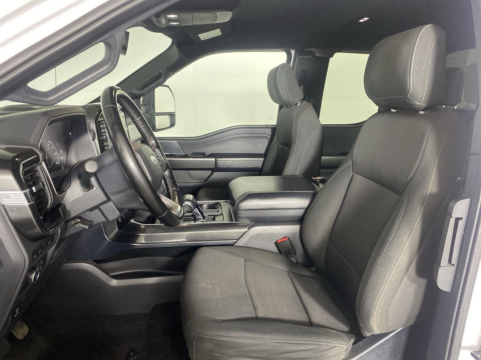 Used 2021 Oxford White Ford XLT image 20