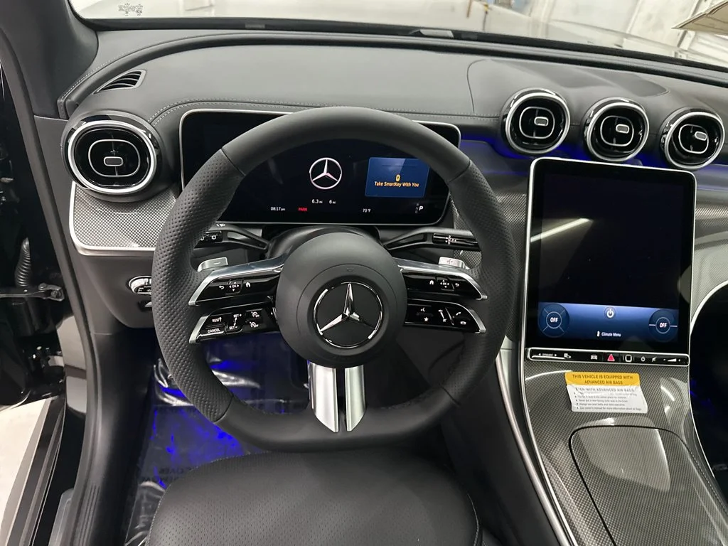 Used 2026 Black Mercedes-Benz GLC 300 image 10