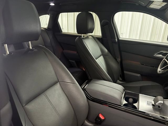 Certified Used 2025 Black Land Rover Dynamic SE image 18