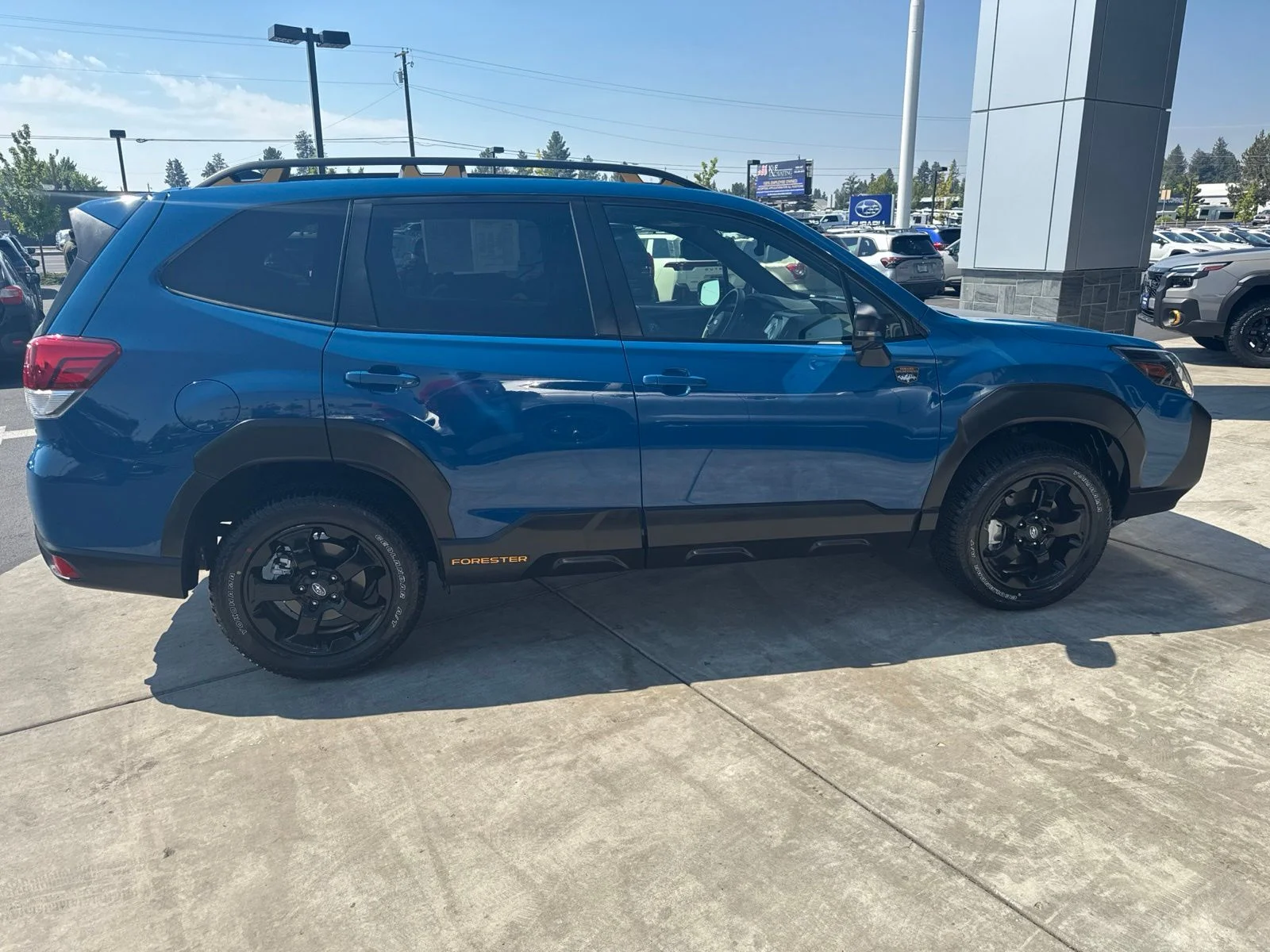 Used 2025 Blue Subaru Wilderness image 6