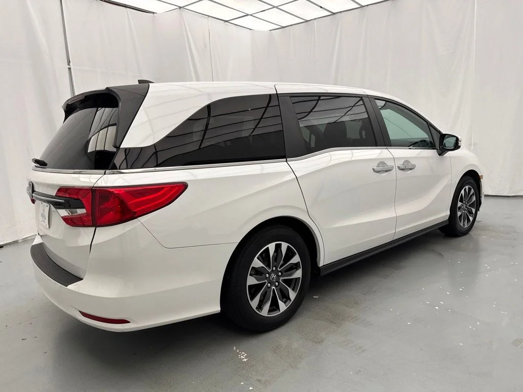 Used 2024  Honda EX-L image 13