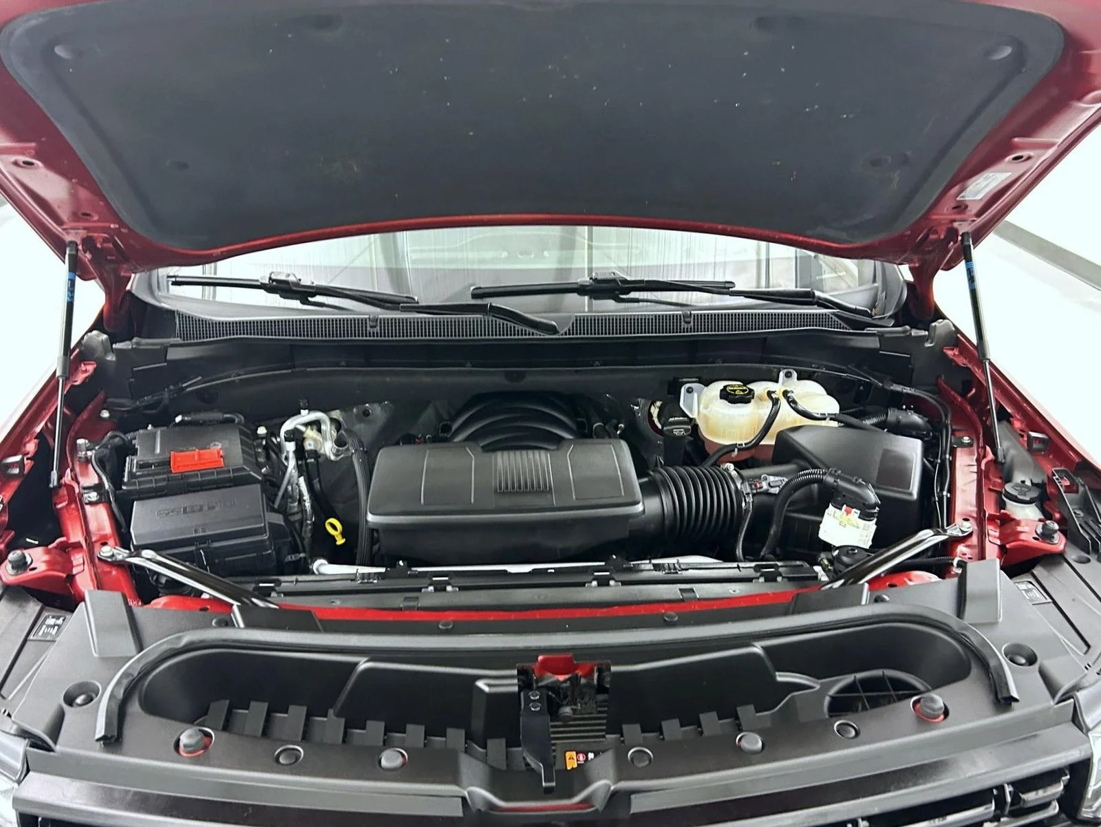 Used 2024 Red Chevrolet RST image 27