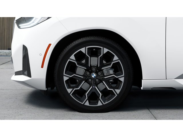 New 2026 Alpine White BMW 30 xDrive image 7