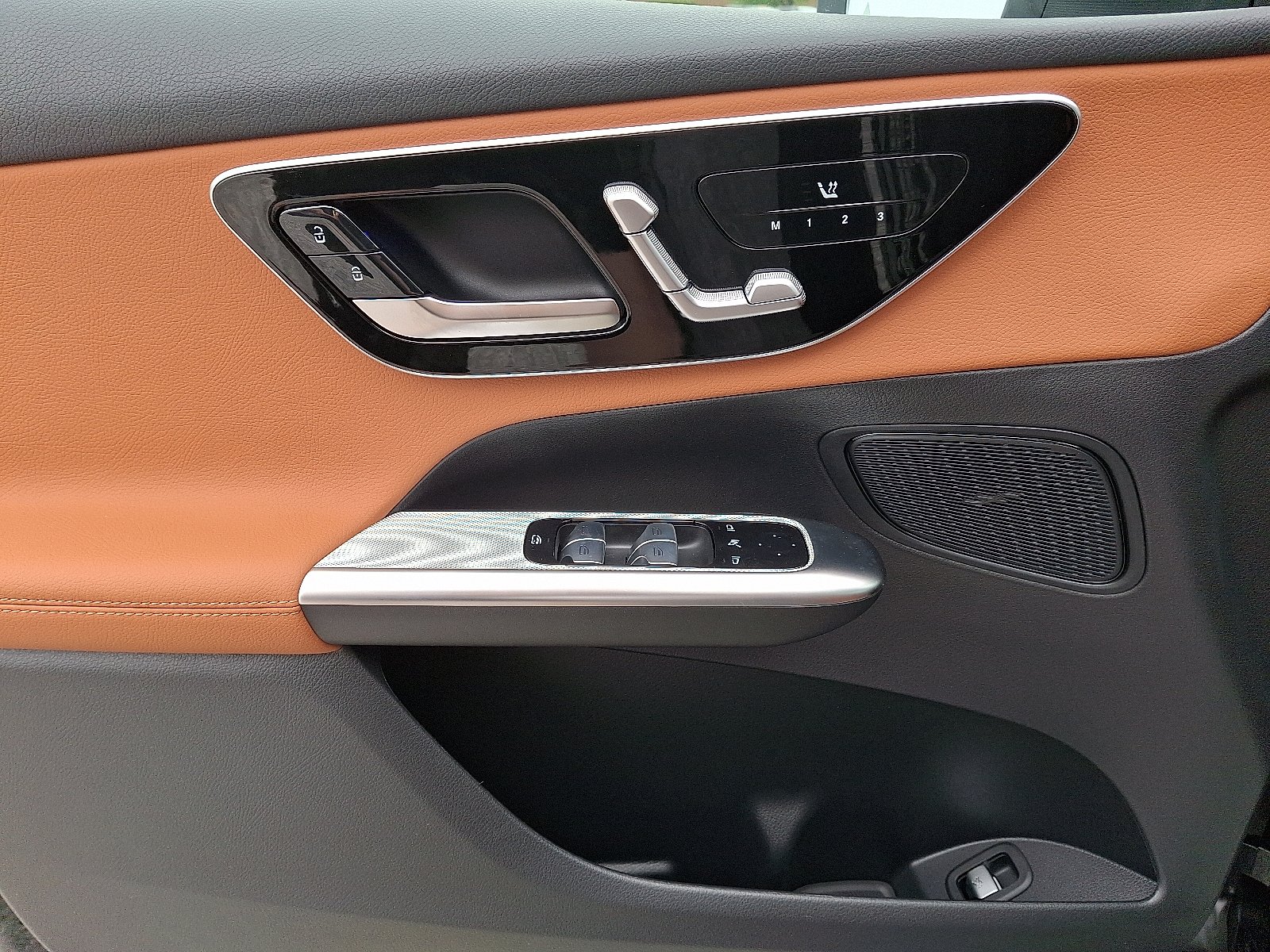 2026 Mercedes-Benz GLC Base - Photo 10