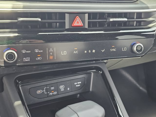 Used 2025 Yacht Blue Kia GT-Line image 22