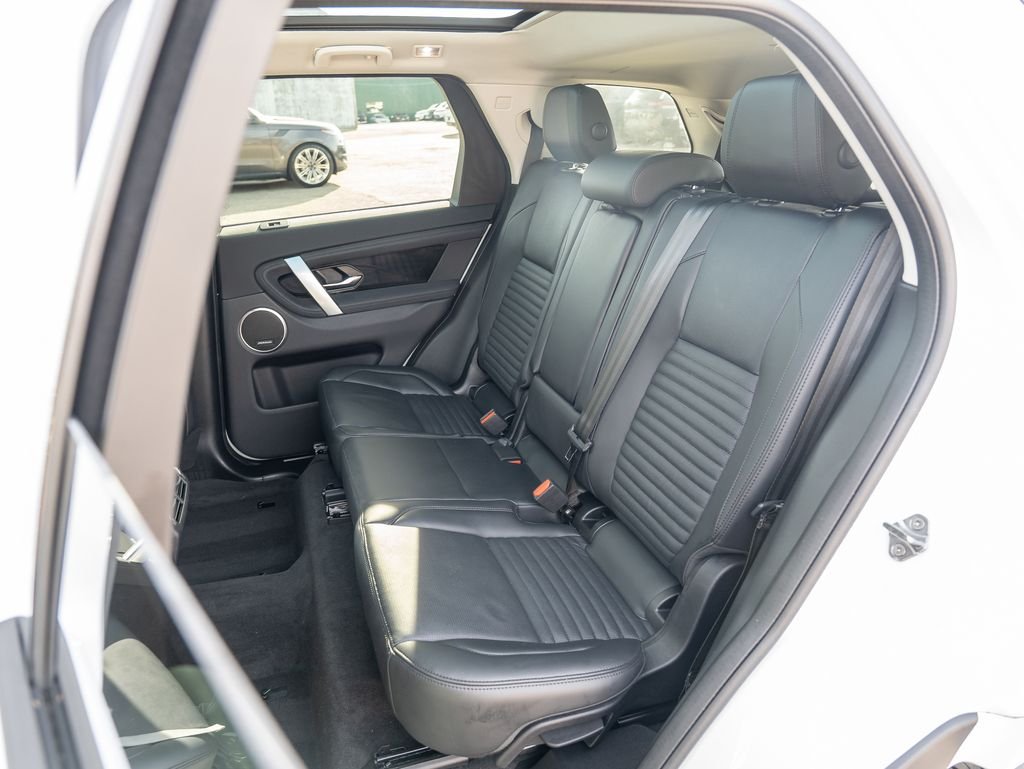 Used 2025 White Land Rover S image 35