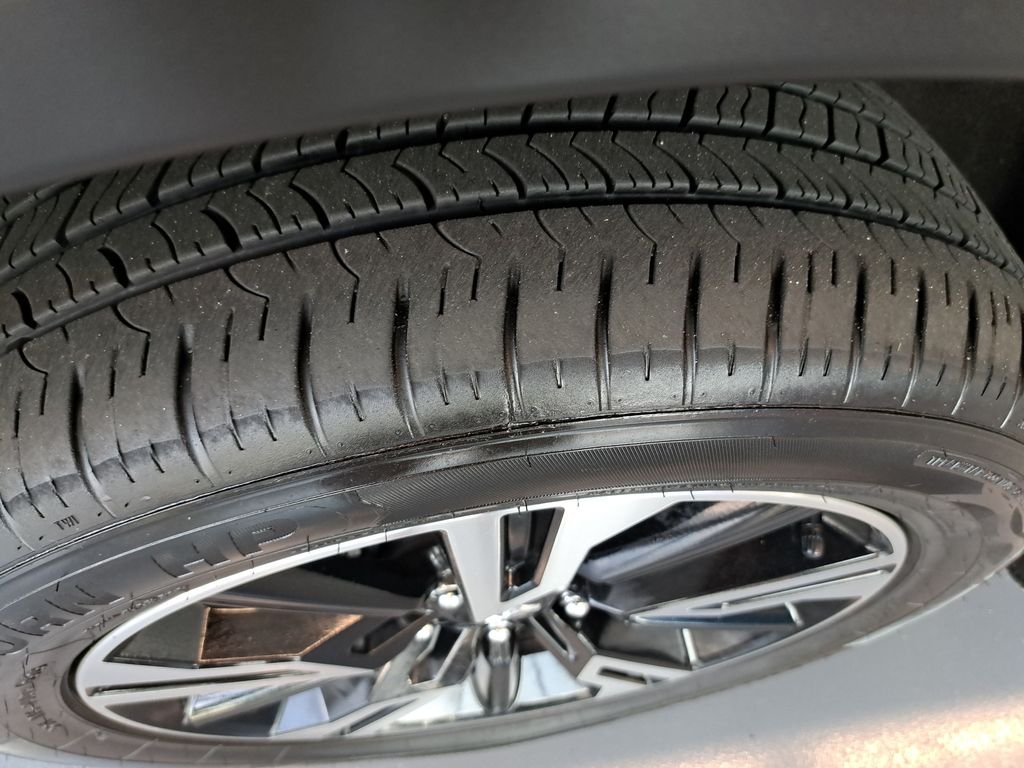Used 2024 Black Mitsubishi SE image 36