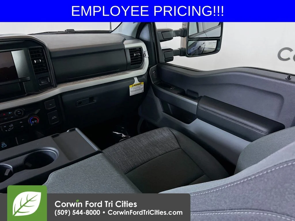 New 2026 Blue Ford XLT image 25