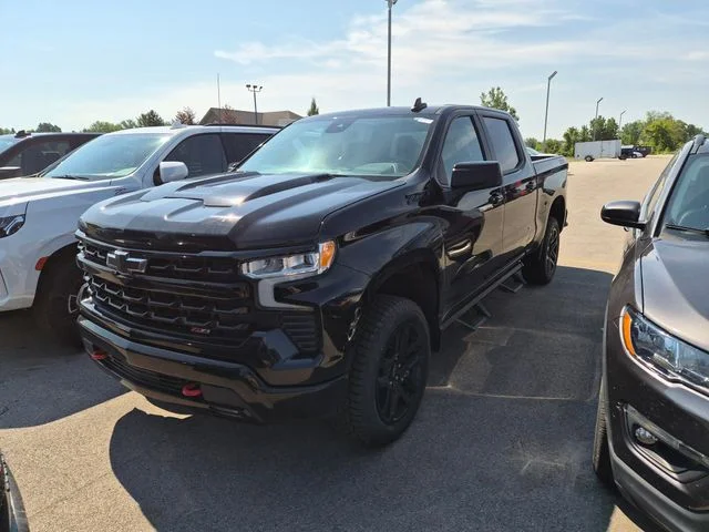 Used 2022 Black Chevrolet LT Trail Boss image 1