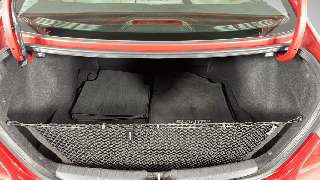 2018 Hyundai Elantra SE - Photo 24