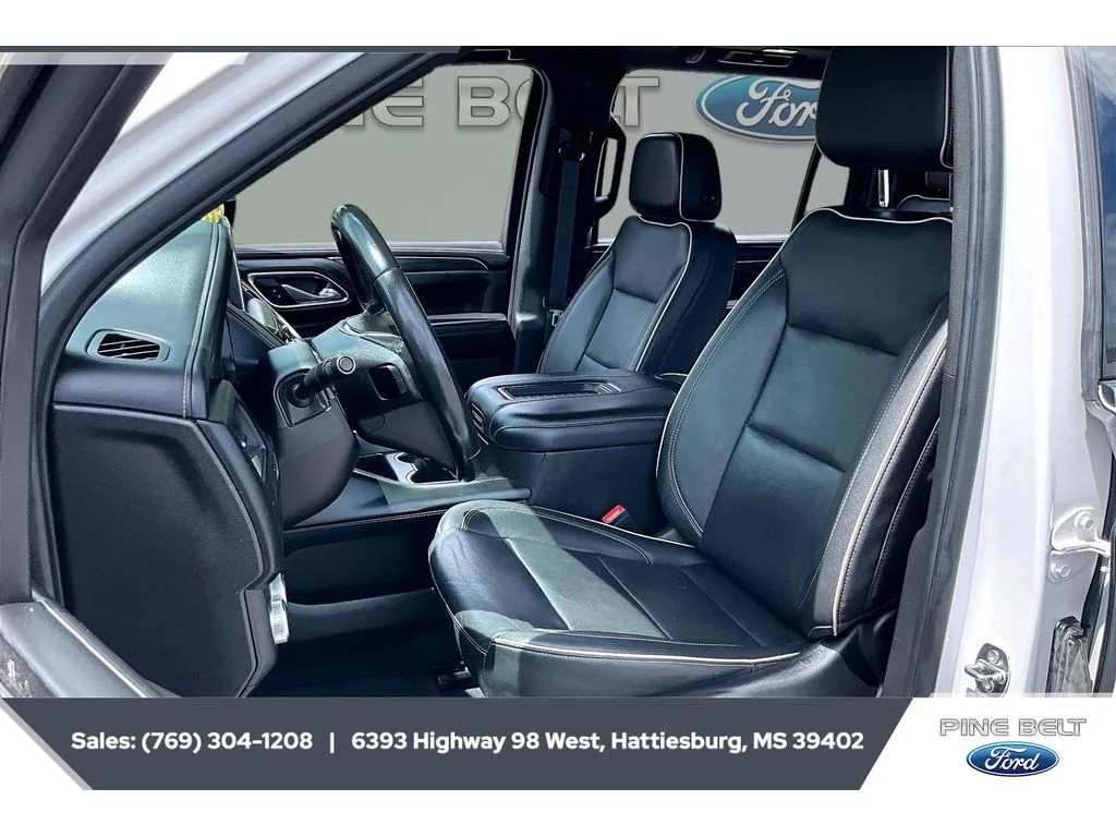Used 2023 White Frost Tricoat GMC SLT image 18
