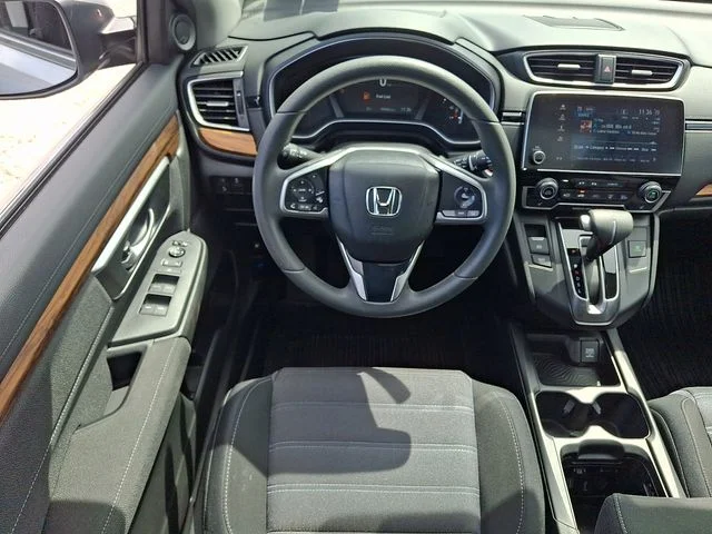 Used 2018  Honda EX image 11