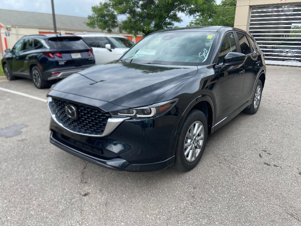 2025 Mazda CX-5 S Preferred package Auto AWD's photo