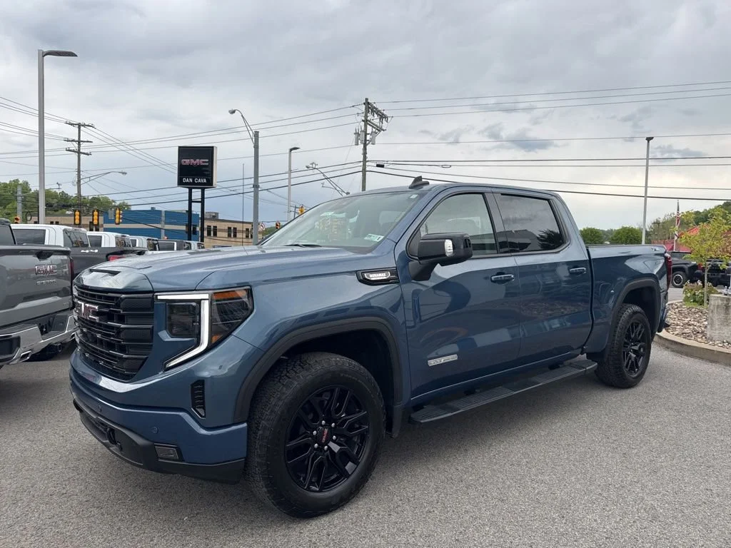 2026 GMC Sierra 4WD Crew Cab Short Box Elevation's photo