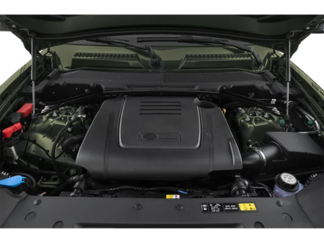 New 2026 Fuji White LAND ROVER S image 9