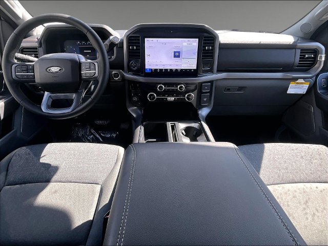 New 2026 Oxford White Ford XLT image 19