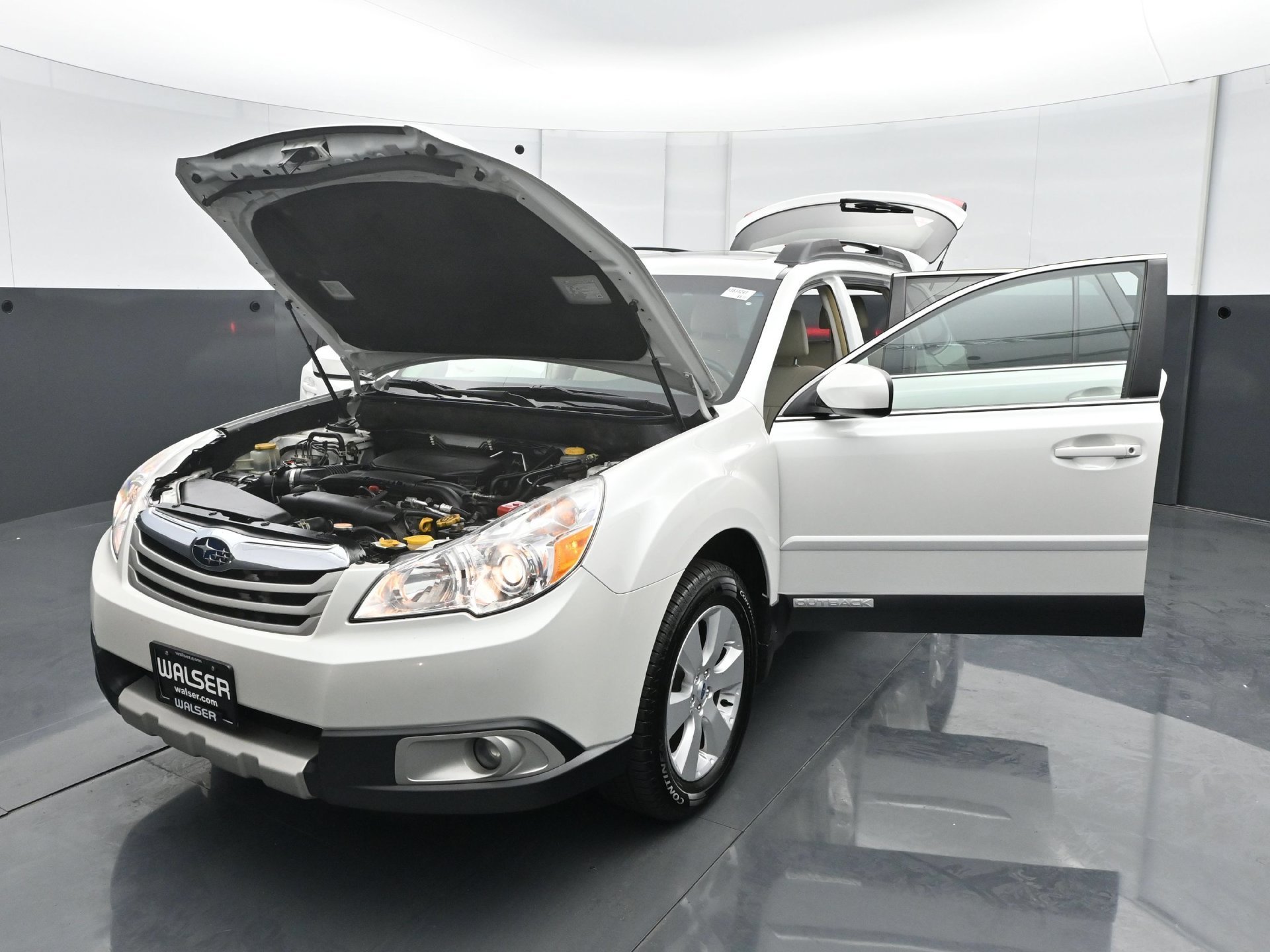 Used 2012 Satin White Pearl Subaru 2.5i image 29