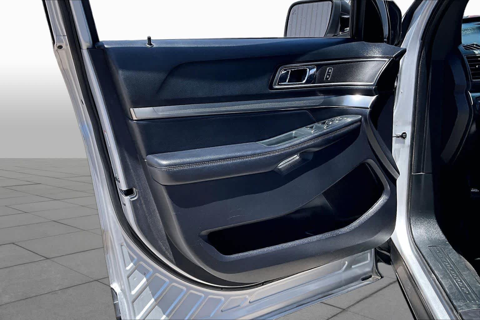 Used 2019 Ingot Silver Metallic Ford XLT image 21