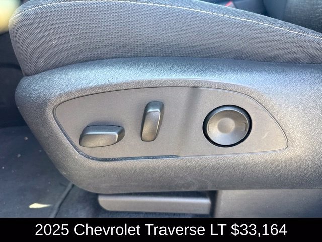 Used 2025 Lakeshore Blue Chevrolet LT image 10