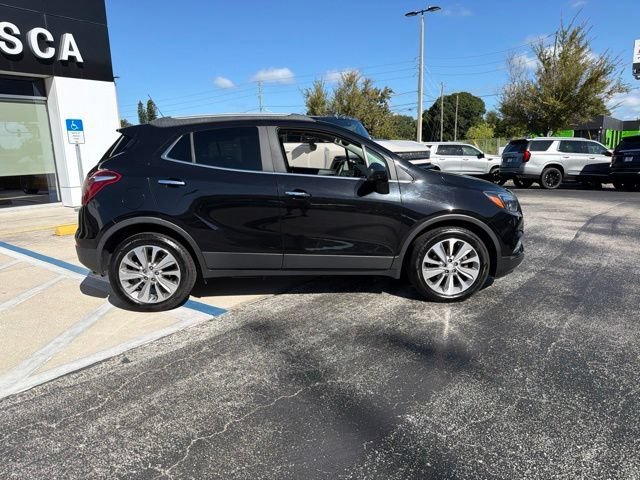 Used 2020 Includes (MDP) Anthracite lower exterior accent color, Paint code W598F. Buick Preferred image 9
