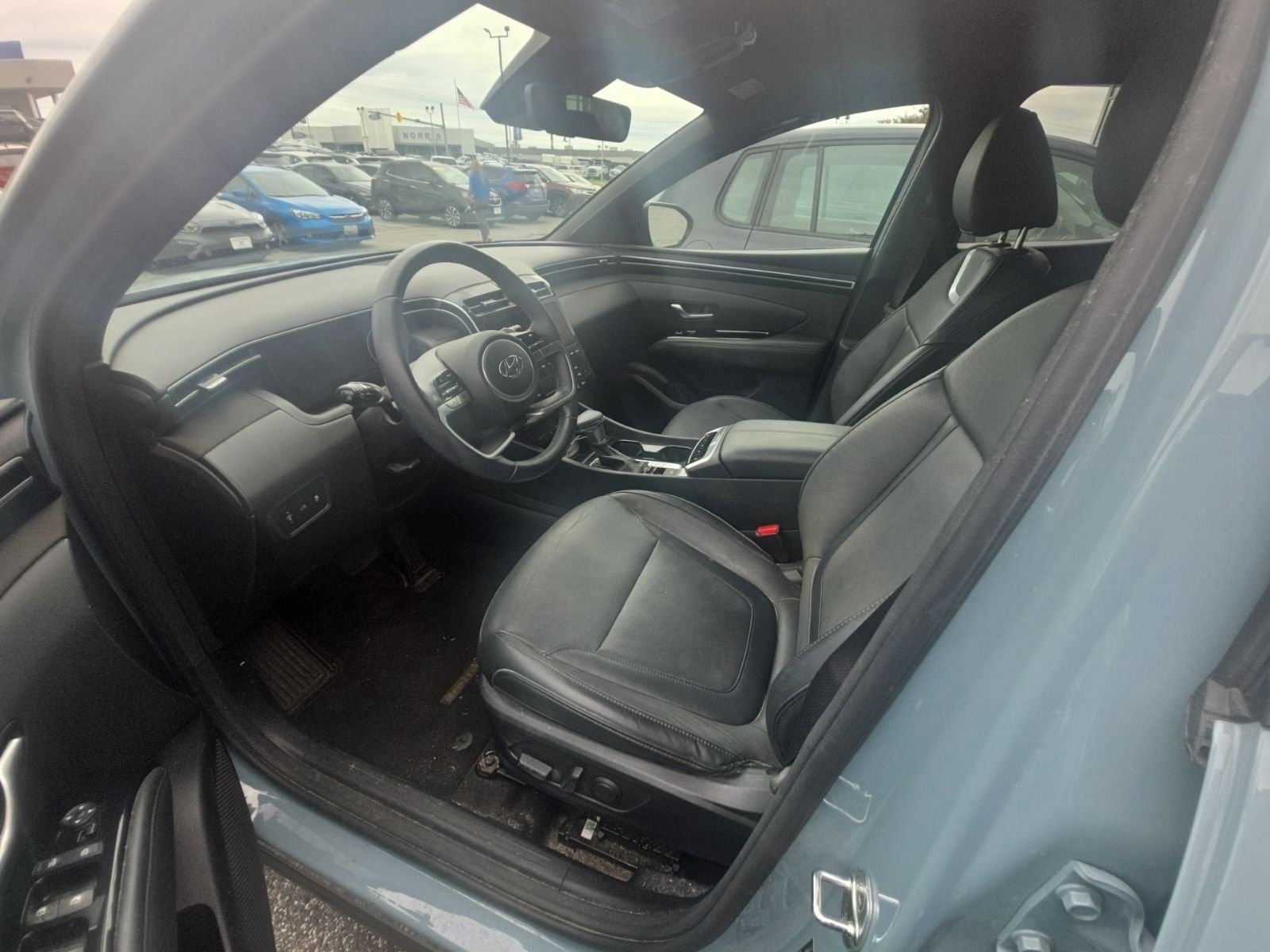 Used 2023 Blue Hyundai Limited image 6