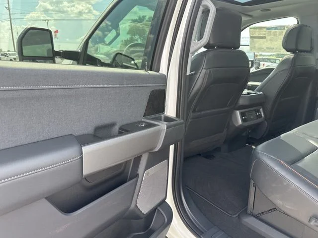 2025 Ford F-250 Super Duty Lariat - Photo 25