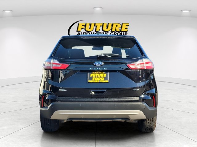 Used 2024 Black Ford SEL image 5