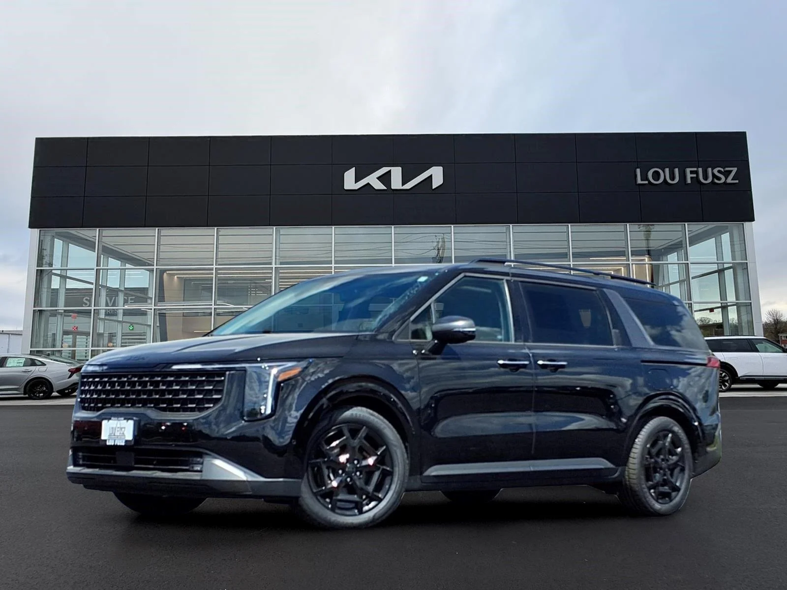 Used 2025 Aurora Black Pearl Kia SX image 1