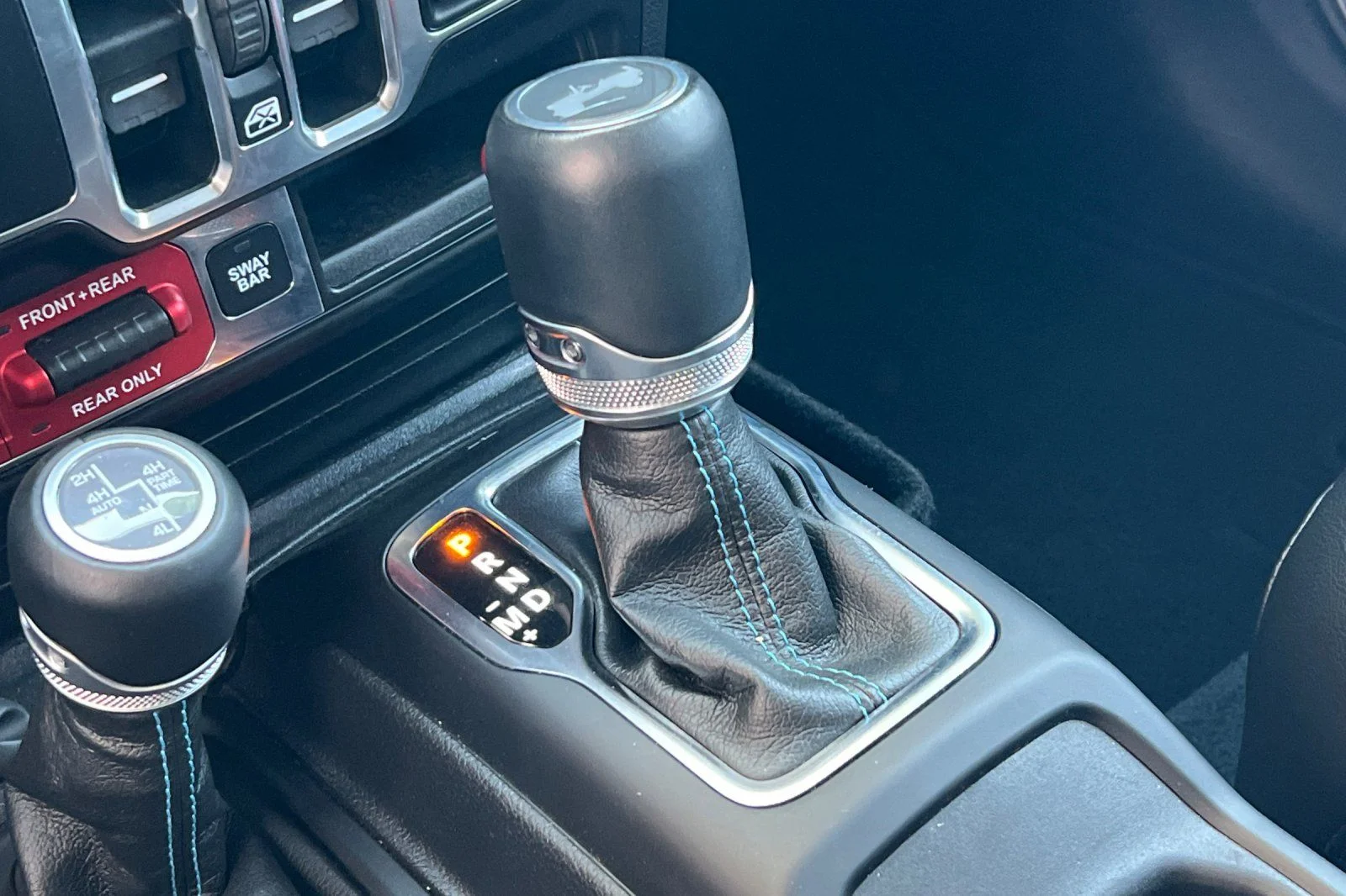 Used 2023 Silver Jeep Rubicon 4xe image 22