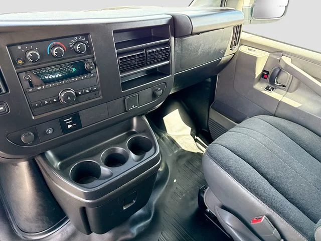 Used 2024 White Chevrolet Work Van image 21