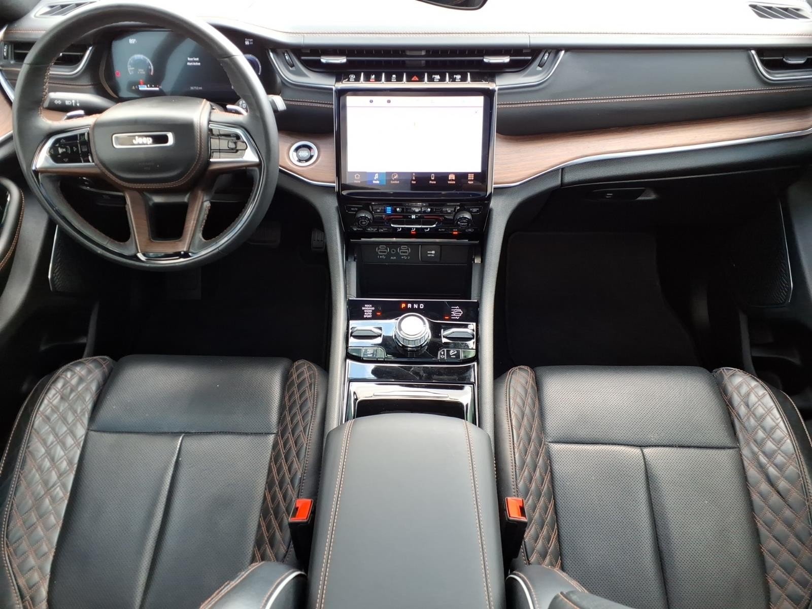 2024 Jeep Grand Cherokee Summit - 11